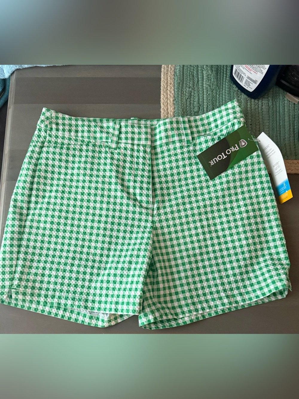 Women’s Green Gingham Shorts. Pro tour golf.  Size 4. SPF protection